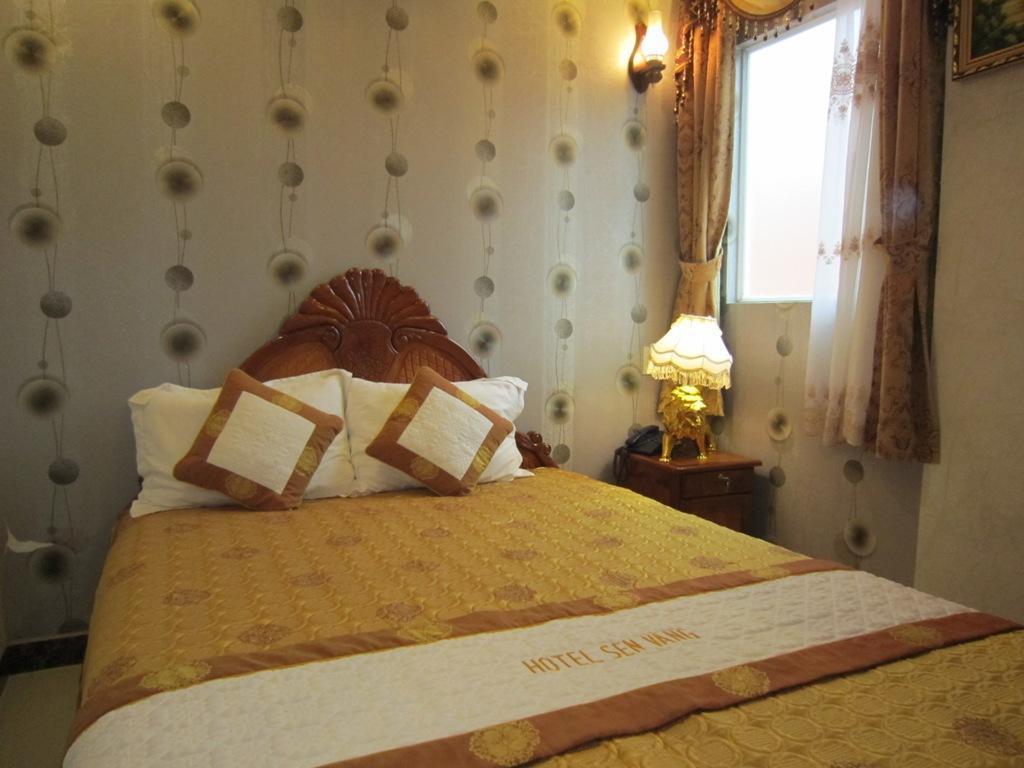 Sen Vang Hotel Ho Chi Minh City Exterior photo